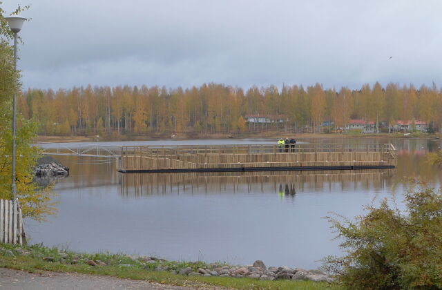 Suolahden matkustajalaituri Äänekoski.JPG